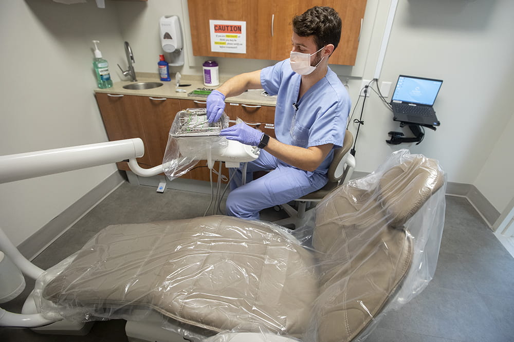 New dental clinic opens in Ryan White Wellness Center